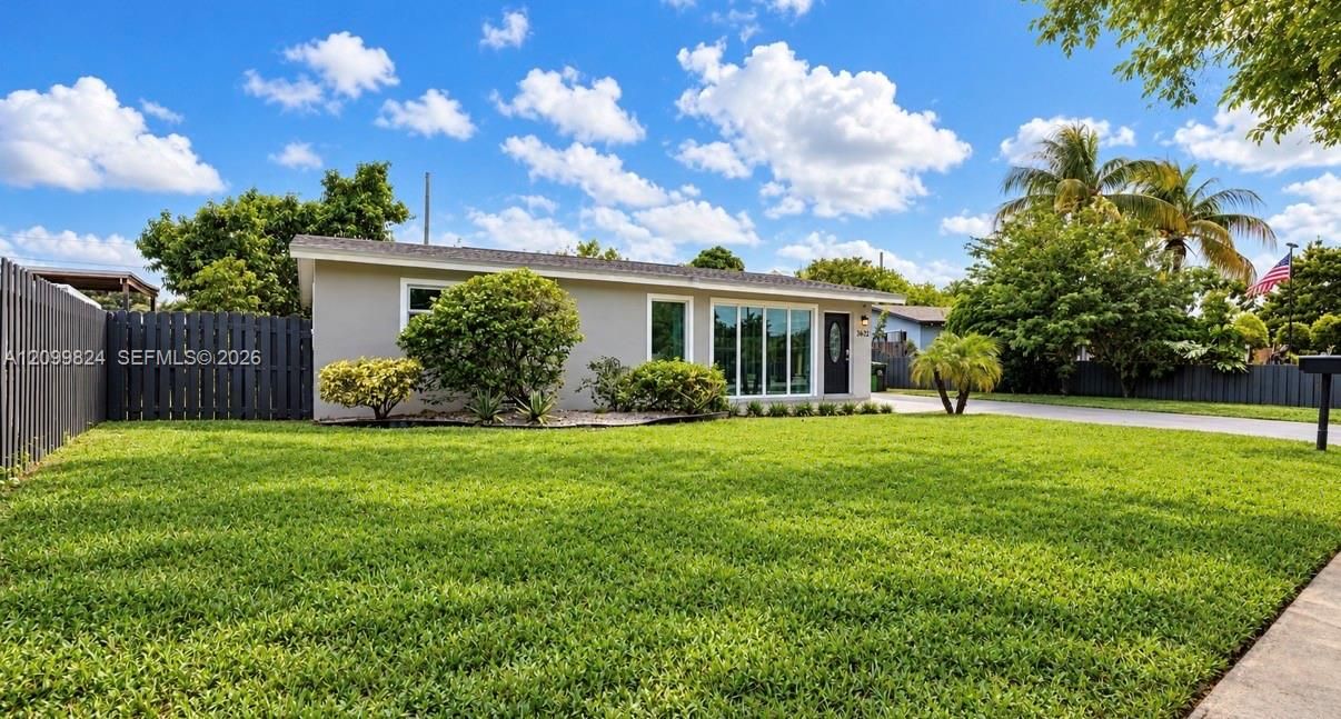 En Venta: $549,999 (3 camas, 2 baños, 1176 Pies cuadrados)