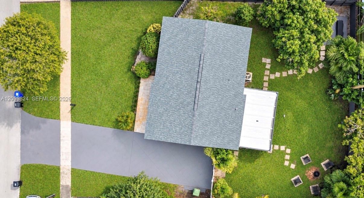 En Venta: $549,999 (3 camas, 2 baños, 1176 Pies cuadrados)