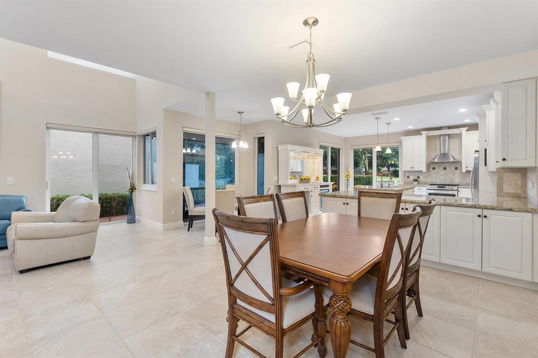 Dining to Kitchen