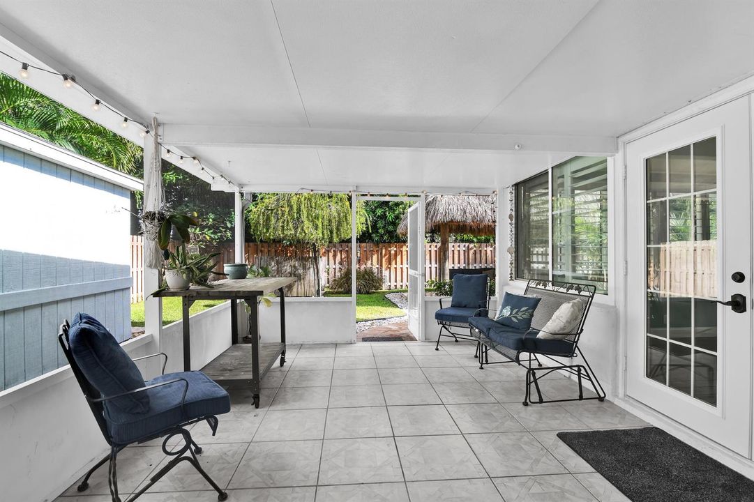 1017 SE Seventh St Deerfield Beach -19