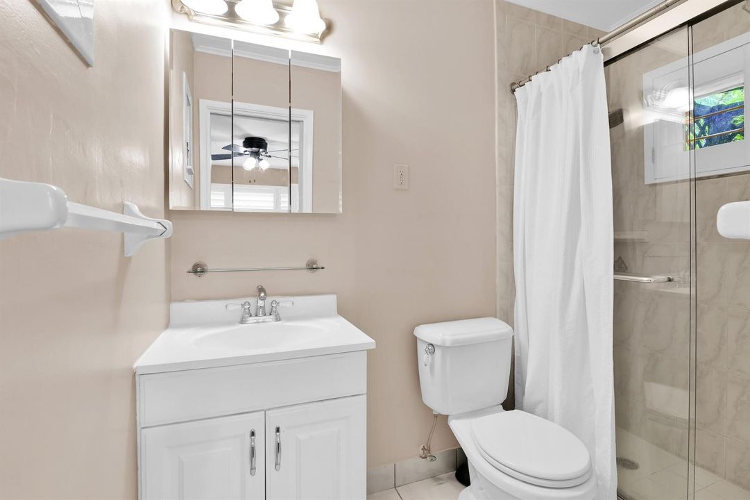 1017 SE Seventh St Deerfield Beach -49
