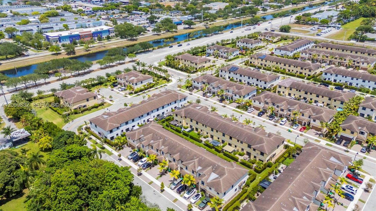 В аренду: $3,500 (3 спален, 2 ванн, 1438 Квадратных фут)