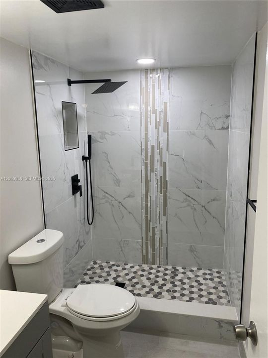 En Renta: $1,900 (2 camas, 2 baños, 925 Pies cuadrados)