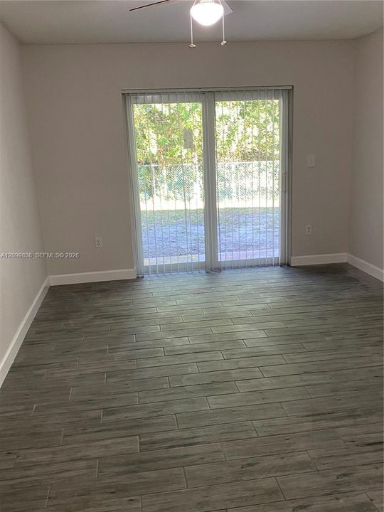 En Renta: $1,900 (2 camas, 2 baños, 925 Pies cuadrados)