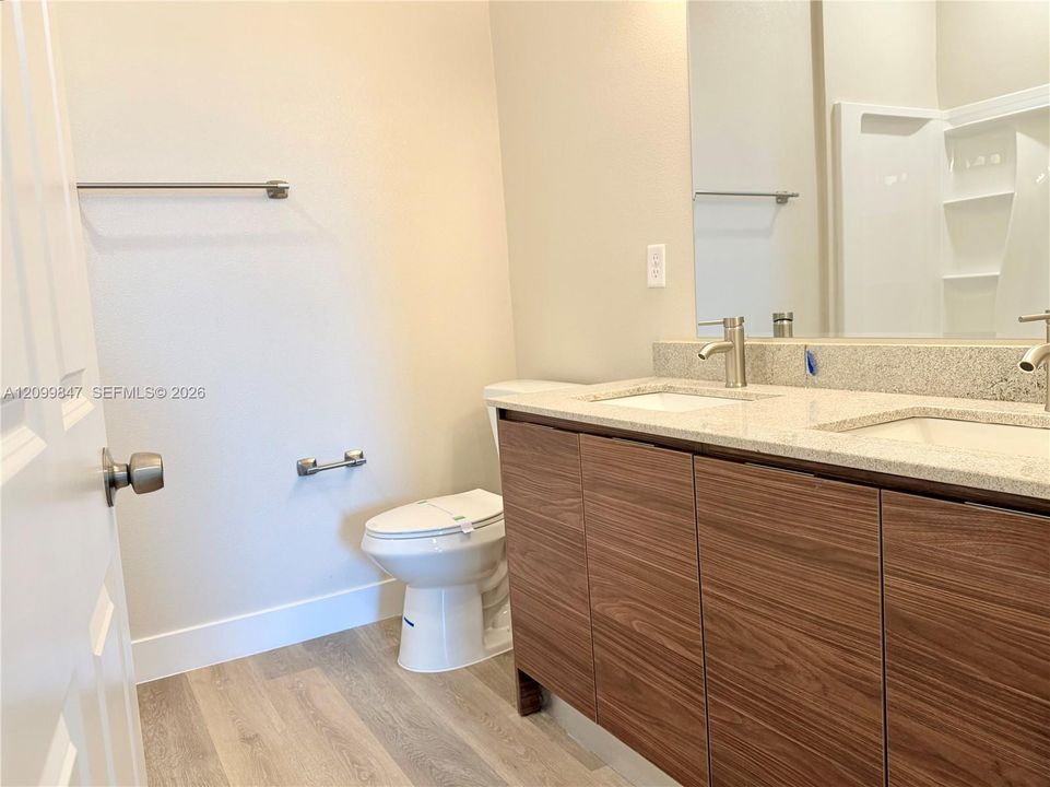 En Venta: $279,000 (2 camas, 2 baños, 0 Pies cuadrados)
