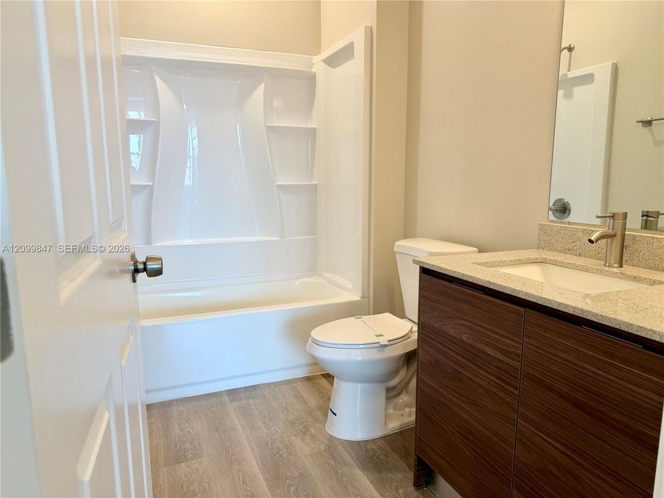En Venta: $279,000 (2 camas, 2 baños, 0 Pies cuadrados)
