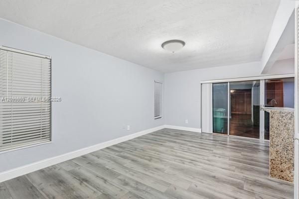 For Rent: $2,900 (3 beds, 2 baths, 1225 Square Feet)