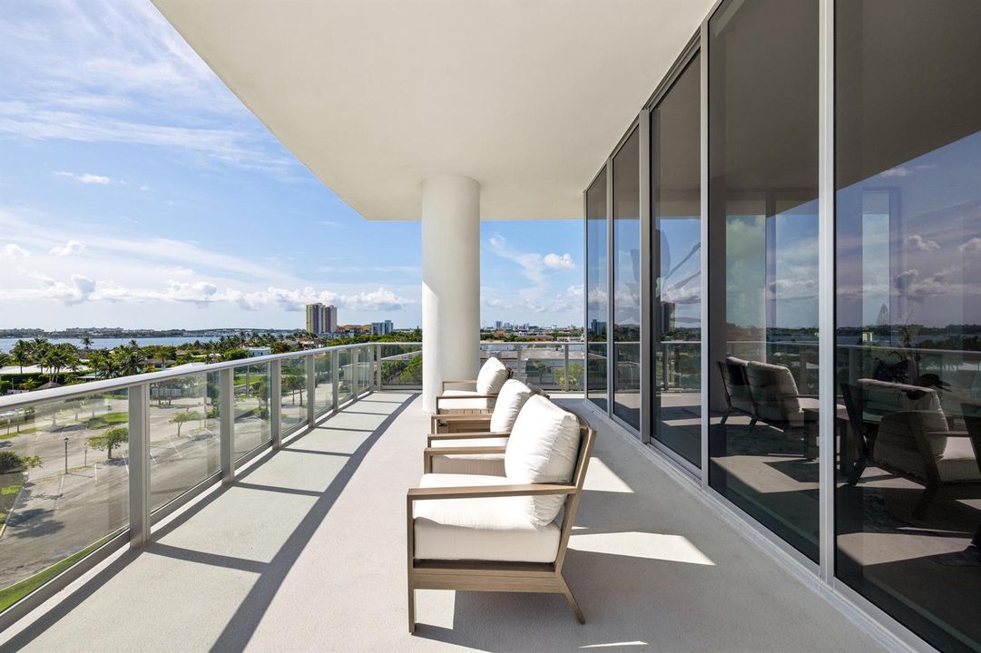 Wrap-around Balcony