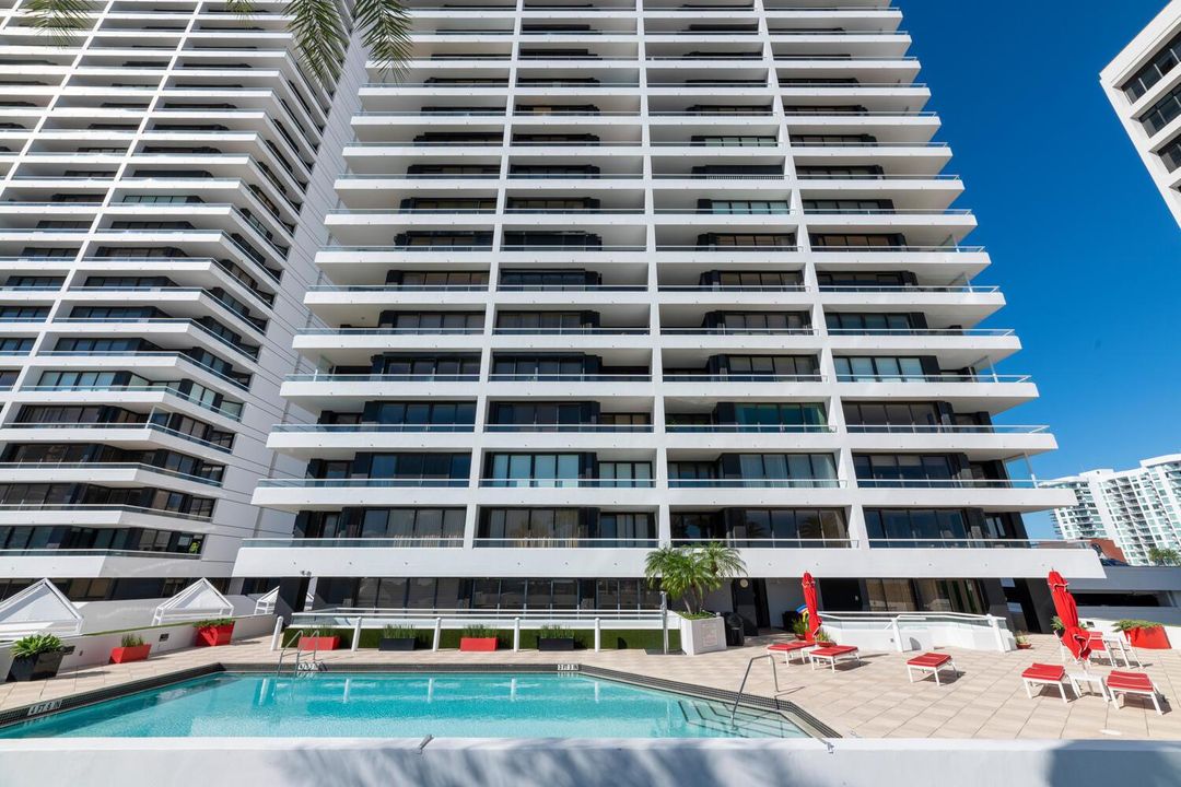 525 S Flagler Dr Unit 10c West-large-034