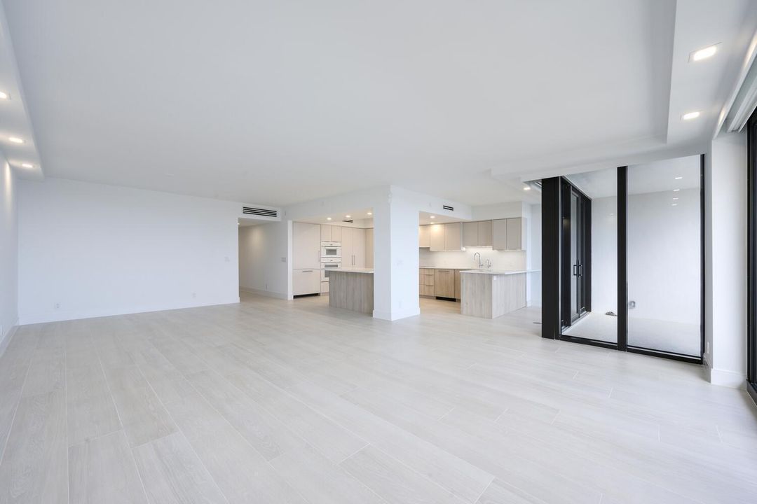 525 S Flagler Dr Apt 14C West-large-003-