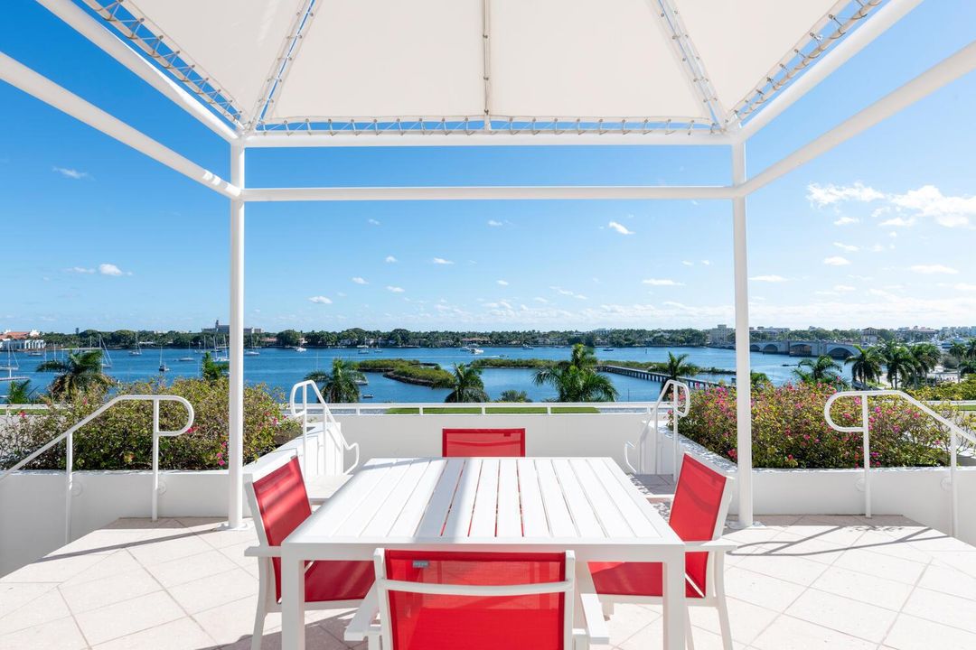 525 S Flagler Dr Unit 10c West-large-032