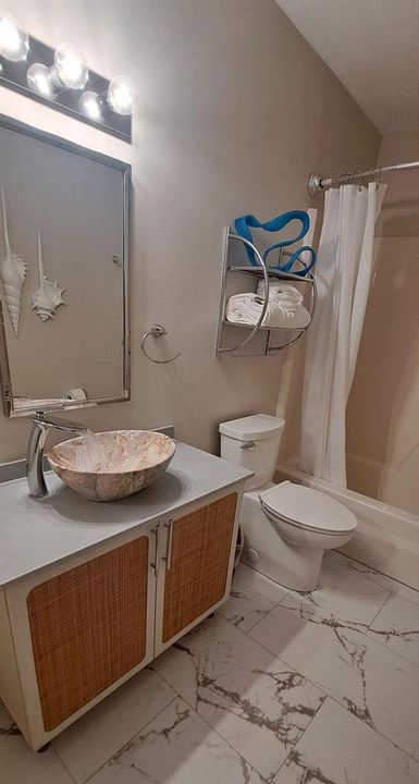 41vista207_bath 2