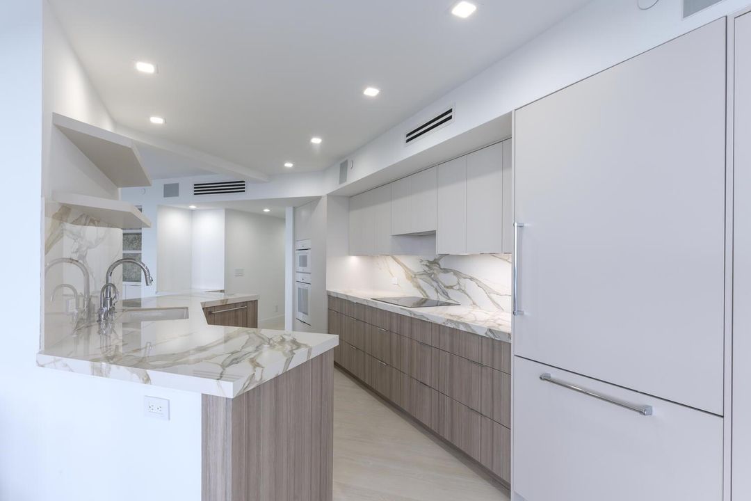 525 S Flagler Dr Unit 11a West-large-005