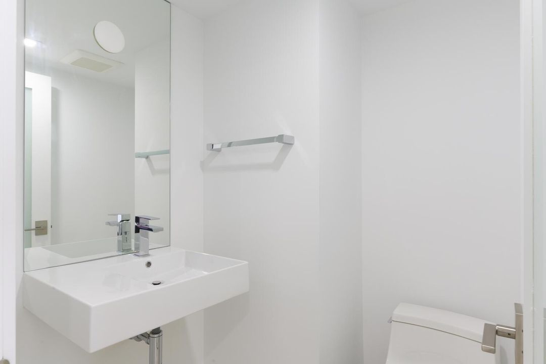 525 S Flagler Dr Unit 11a West-large-010