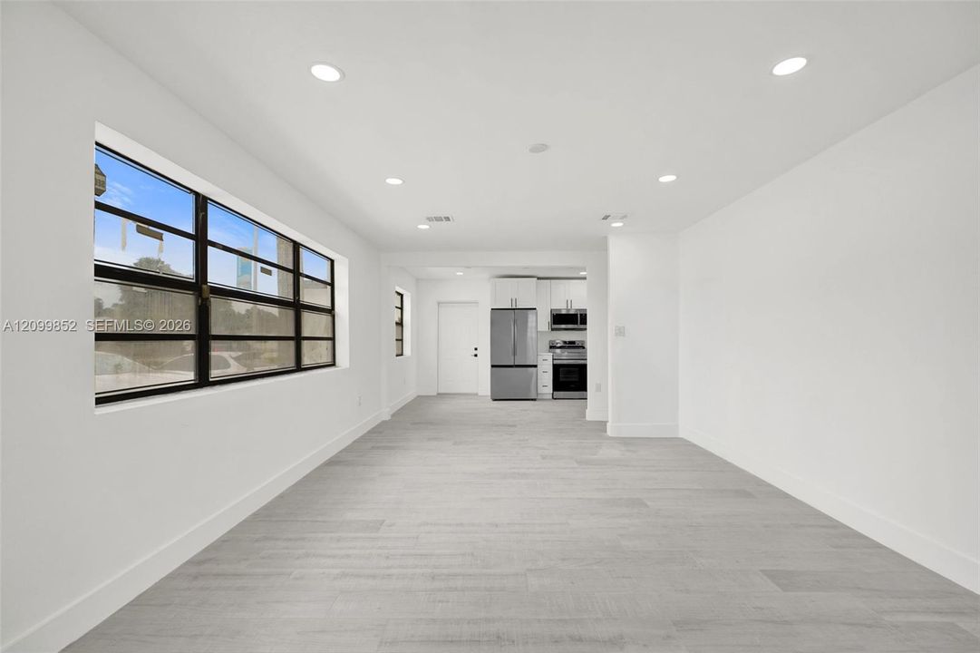 En Venta: $712,500 (3 camas, 2 baños, 1264 Pies cuadrados)