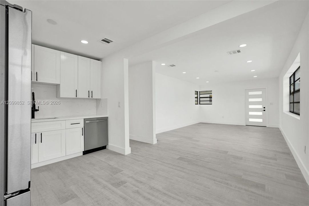 En Venta: $712,500 (3 camas, 2 baños, 1264 Pies cuadrados)