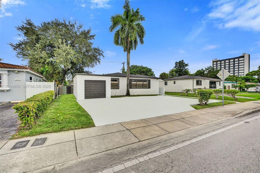 En Venta: $712,500 (3 camas, 2 baños, 1264 Pies cuadrados)