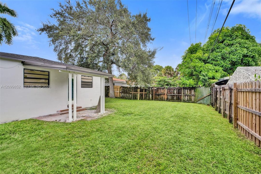 En Venta: $712,500 (3 camas, 2 baños, 1264 Pies cuadrados)