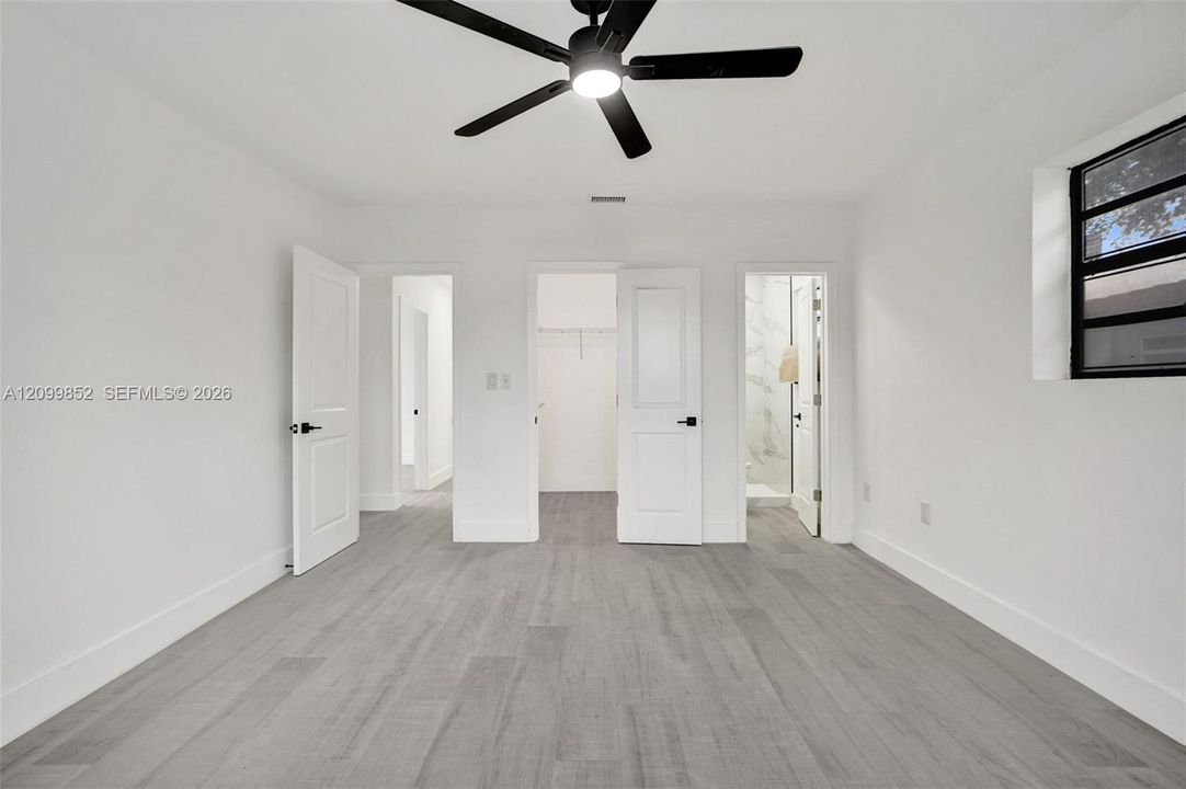 En Venta: $712,500 (3 camas, 2 baños, 1264 Pies cuadrados)