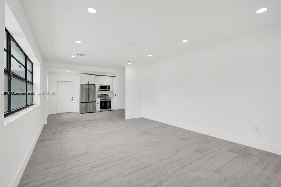 En Venta: $712,500 (3 camas, 2 baños, 1264 Pies cuadrados)