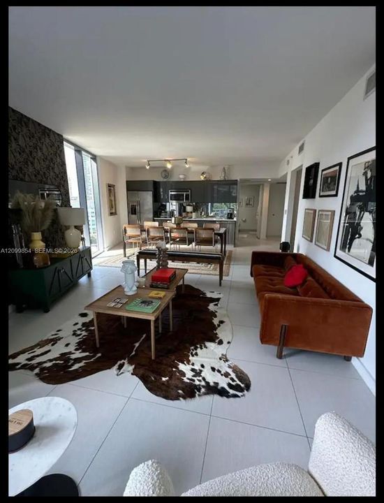 For Rent: $4,450 (2 beds, 2 baths, 1116 Square Feet)