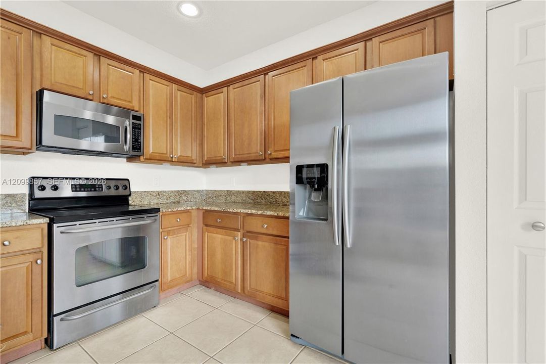 En Venta: $636,000 (3 camas, 2 baños, 1854 Pies cuadrados)