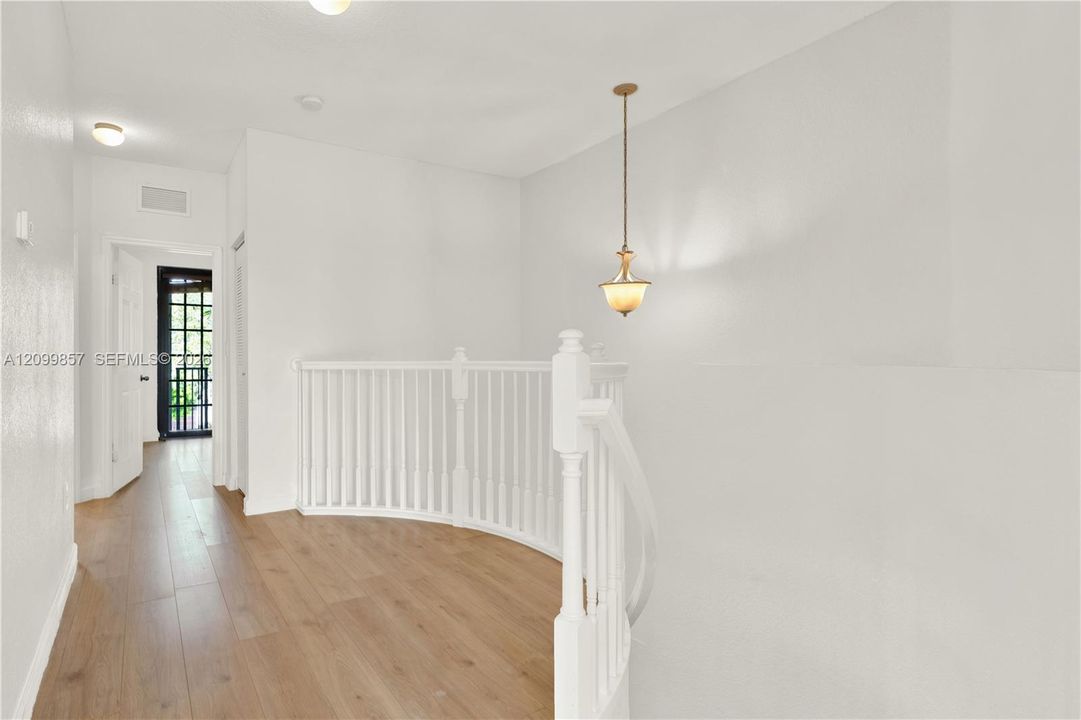 En Venta: $636,000 (3 camas, 2 baños, 1854 Pies cuadrados)