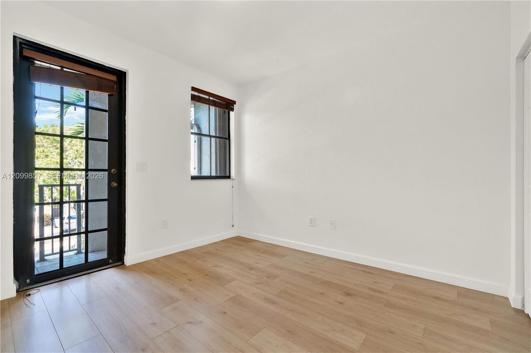 En Venta: $636,000 (3 camas, 2 baños, 1854 Pies cuadrados)