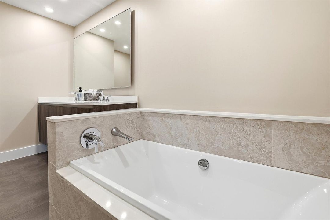 Primary Tub