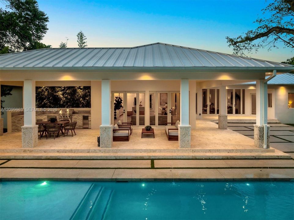 For Sale: $7,725,000 (7 beds, 9 baths, 6928 Square Feet)