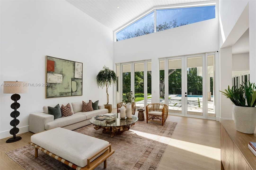 For Sale: $7,725,000 (7 beds, 9 baths, 6928 Square Feet)