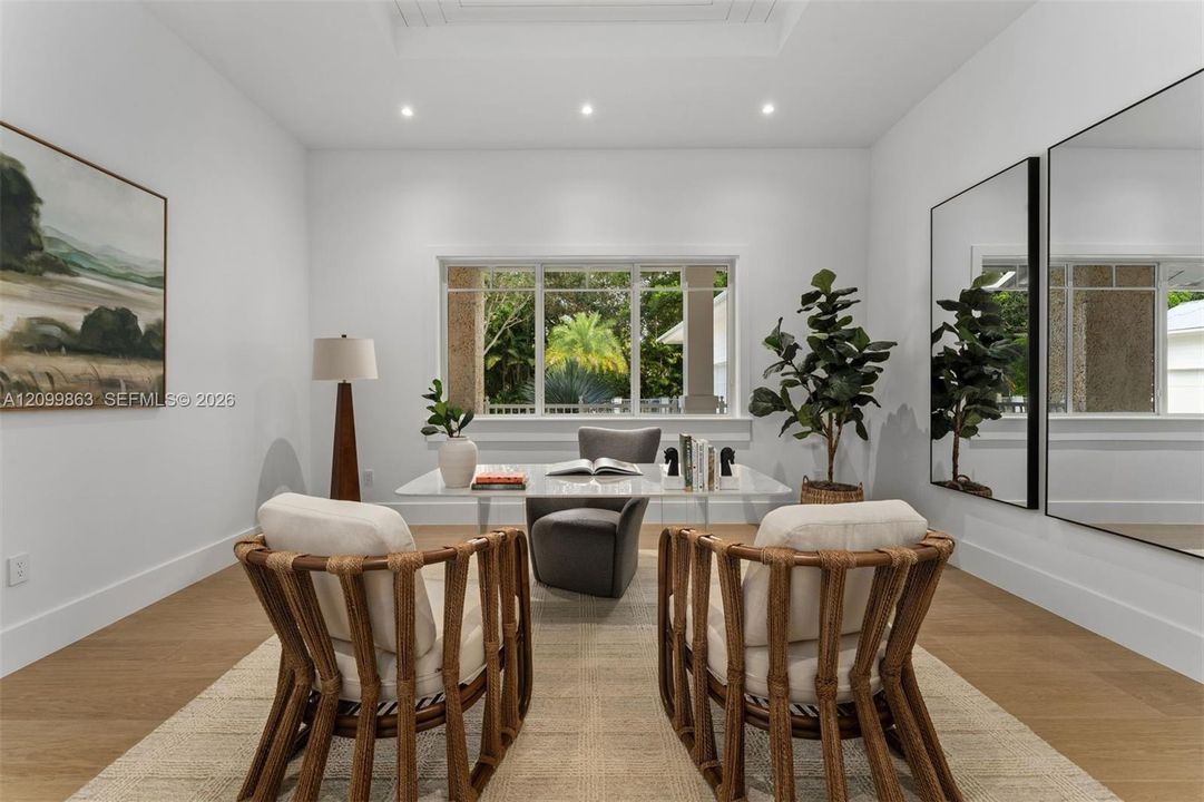 For Sale: $7,725,000 (7 beds, 9 baths, 6928 Square Feet)