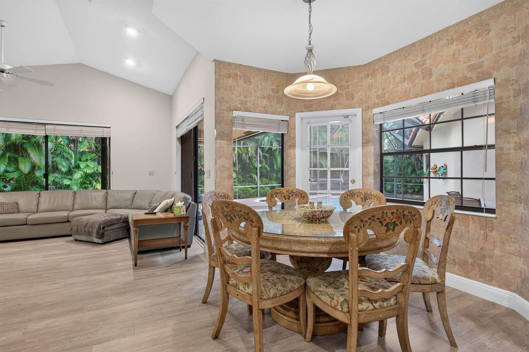 Breakfast Room