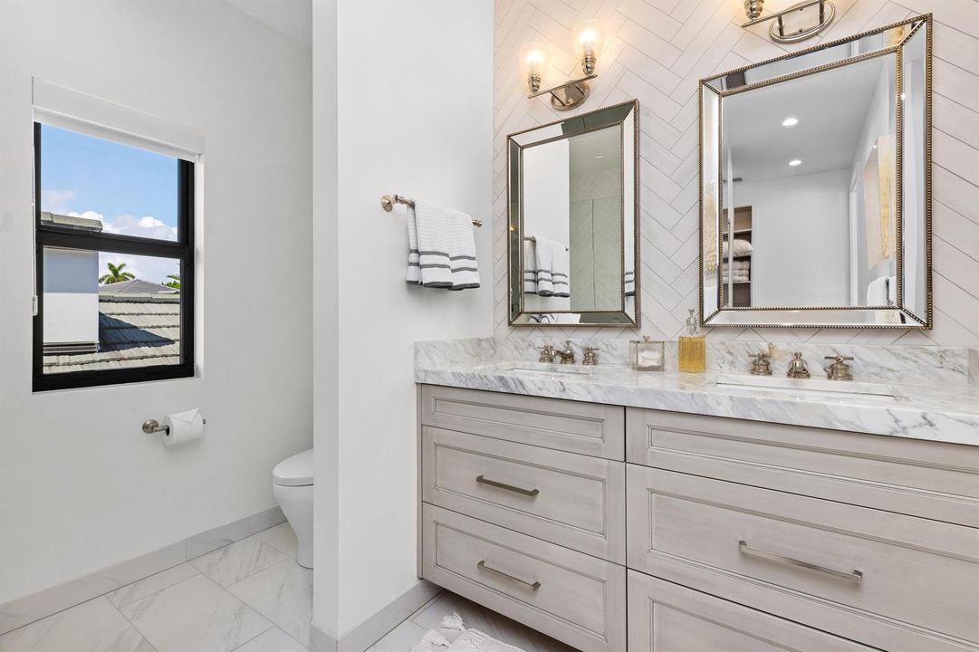 Guest Bath 3