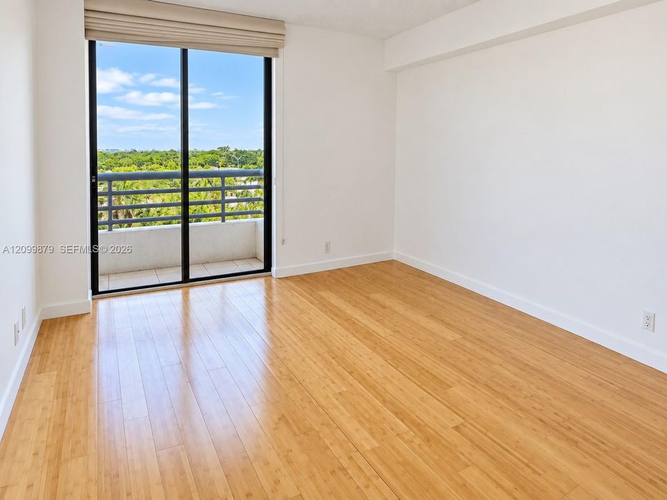 В аренду: $2,500 (2 спален, 2 ванн, 1137 Квадратных фут)