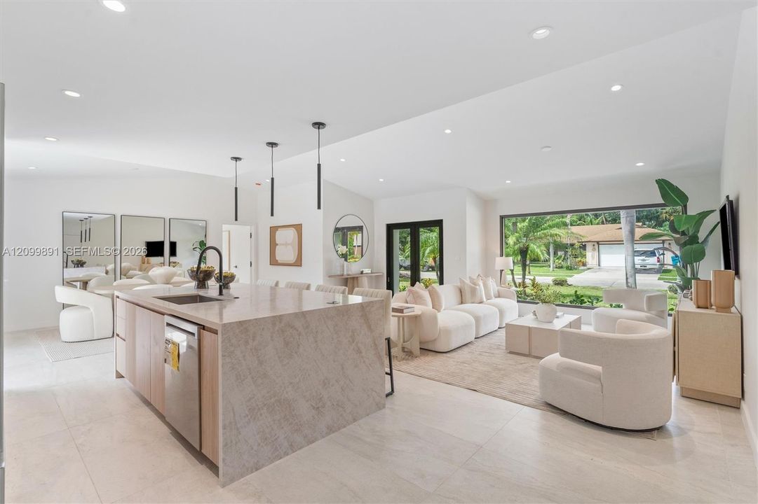 En Venta: $1,745,000 (4 camas, 2 baños, 1827 Pies cuadrados)