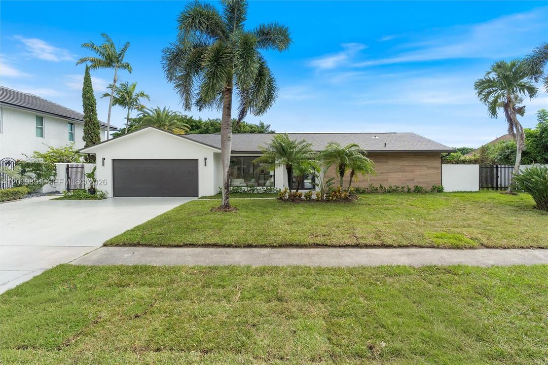 En Venta: $1,745,000 (4 camas, 2 baños, 1827 Pies cuadrados)