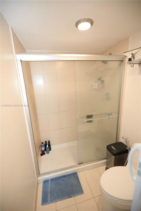 En Venta: $495,000 (2 camas, 2 baños, 990 Pies cuadrados)