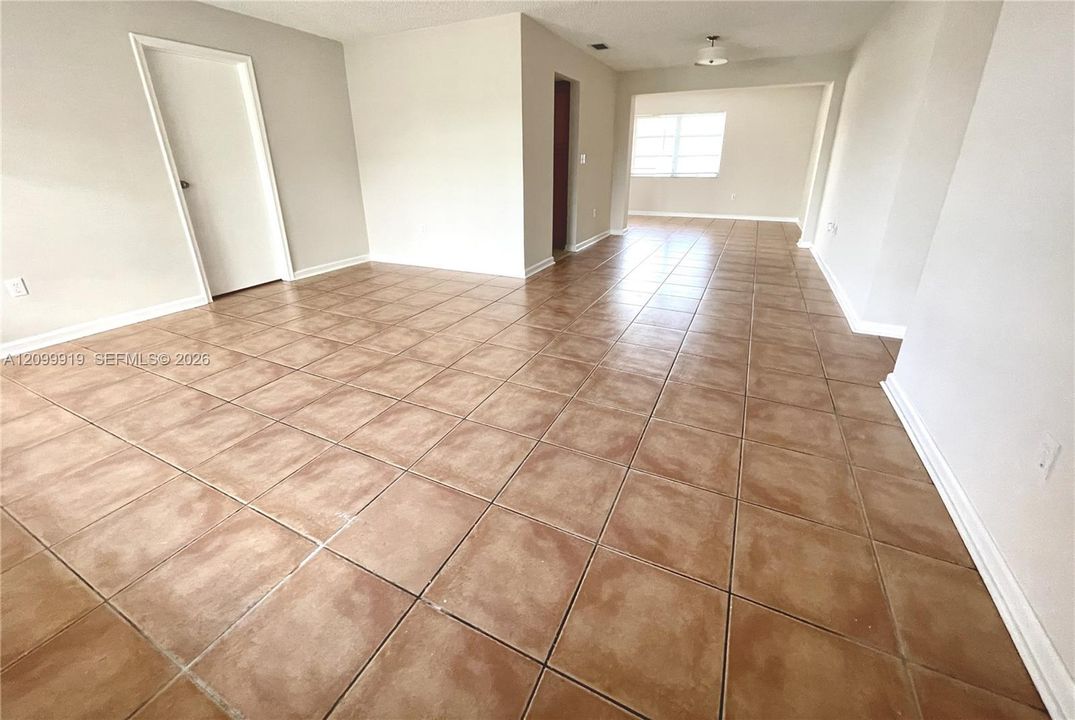 En Renta: $3,390 (3 camas, 2 baños, 1542 Pies cuadrados)
