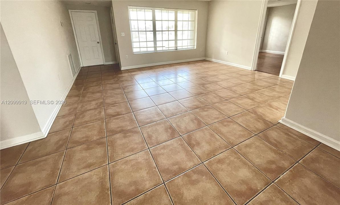 En Renta: $3,390 (3 camas, 2 baños, 1542 Pies cuadrados)
