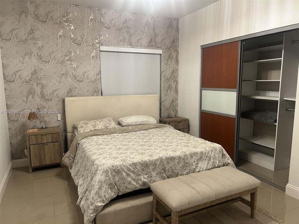 В аренду: $3,800 (4 спален, 2 ванн, 1732 Квадратных фут)