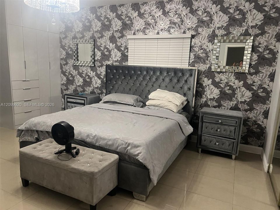 В аренду: $3,800 (4 спален, 2 ванн, 1732 Квадратных фут)