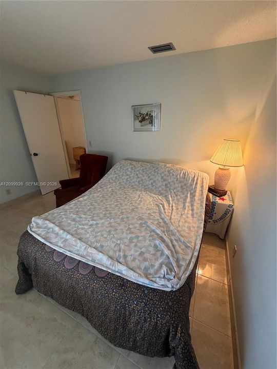 В аренду: $1,500 (2 спален, 1 ванн, 920 Квадратных фут)
