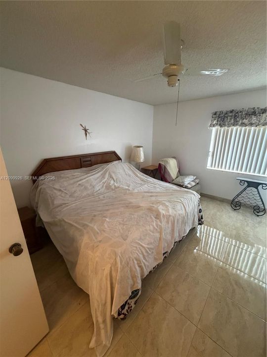 В аренду: $1,500 (2 спален, 1 ванн, 920 Квадратных фут)