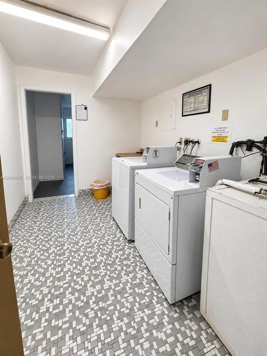 En Renta: $2,350 (2 camas, 2 baños, 979 Pies cuadrados)