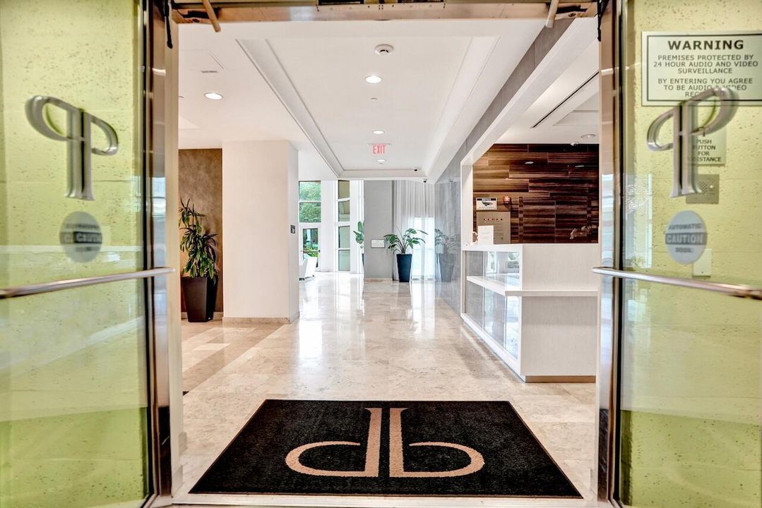 99 SE Mizner Blvd - 7