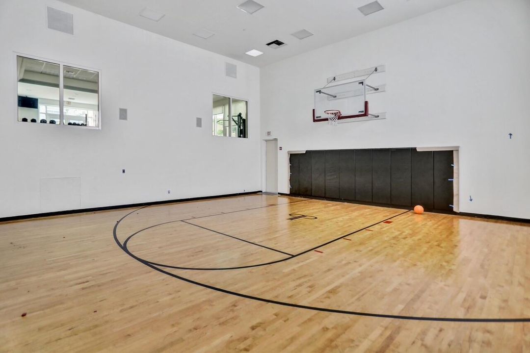 99 SE Mizner Blvd - 32