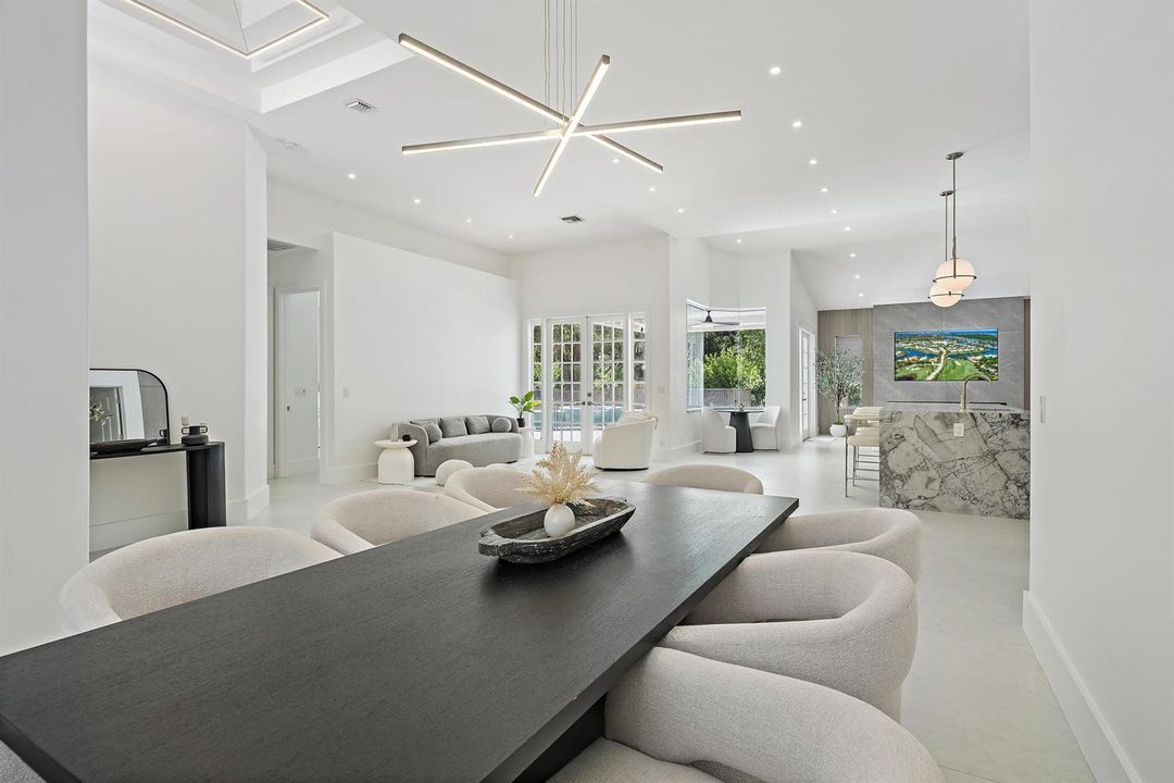 18622 Lakeside Gardens Dr-18
