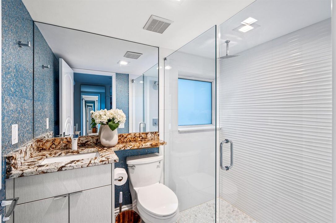 mls_BATHROOM_3