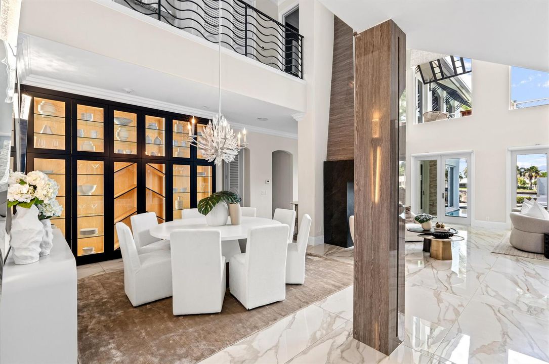 mls_DINING_ROOM_ANGLE_LEFT